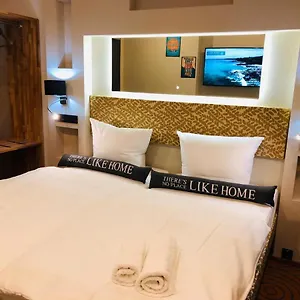 https://hamburger-bernstein-hotel.hamburg-hotels-de.com